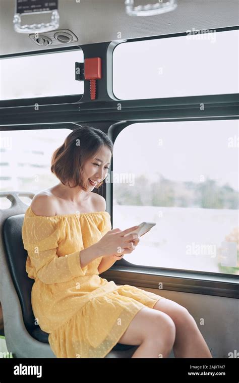 asiaticas en bus